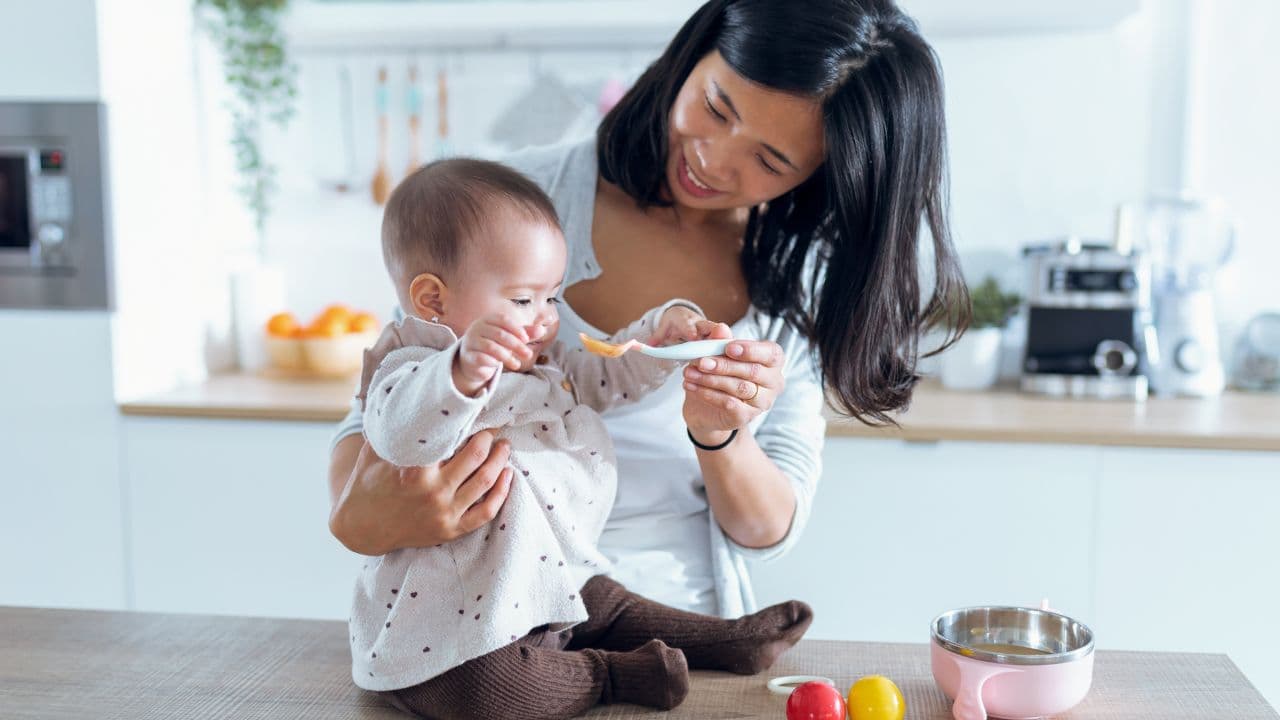 imagem sobre Nutrição Materno-infantil: guia completo sobre a especialização