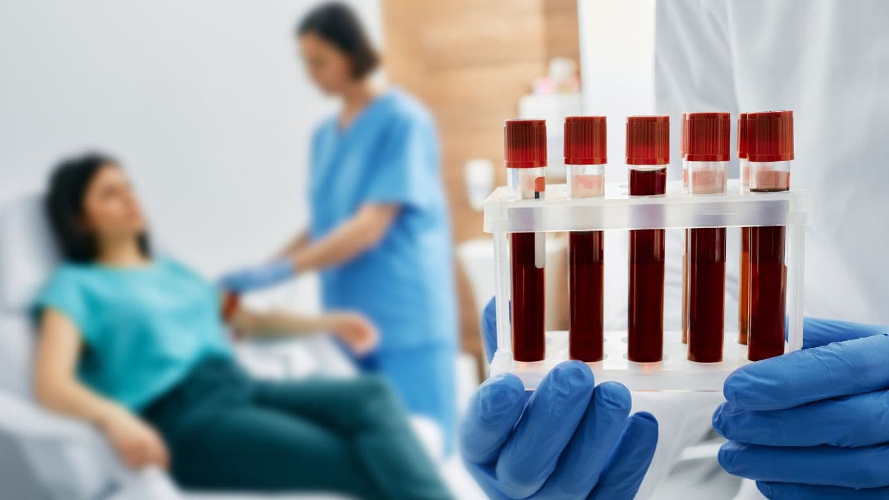 imagem sobre Hematologista: o que faz, cuida de que e quanto ganha