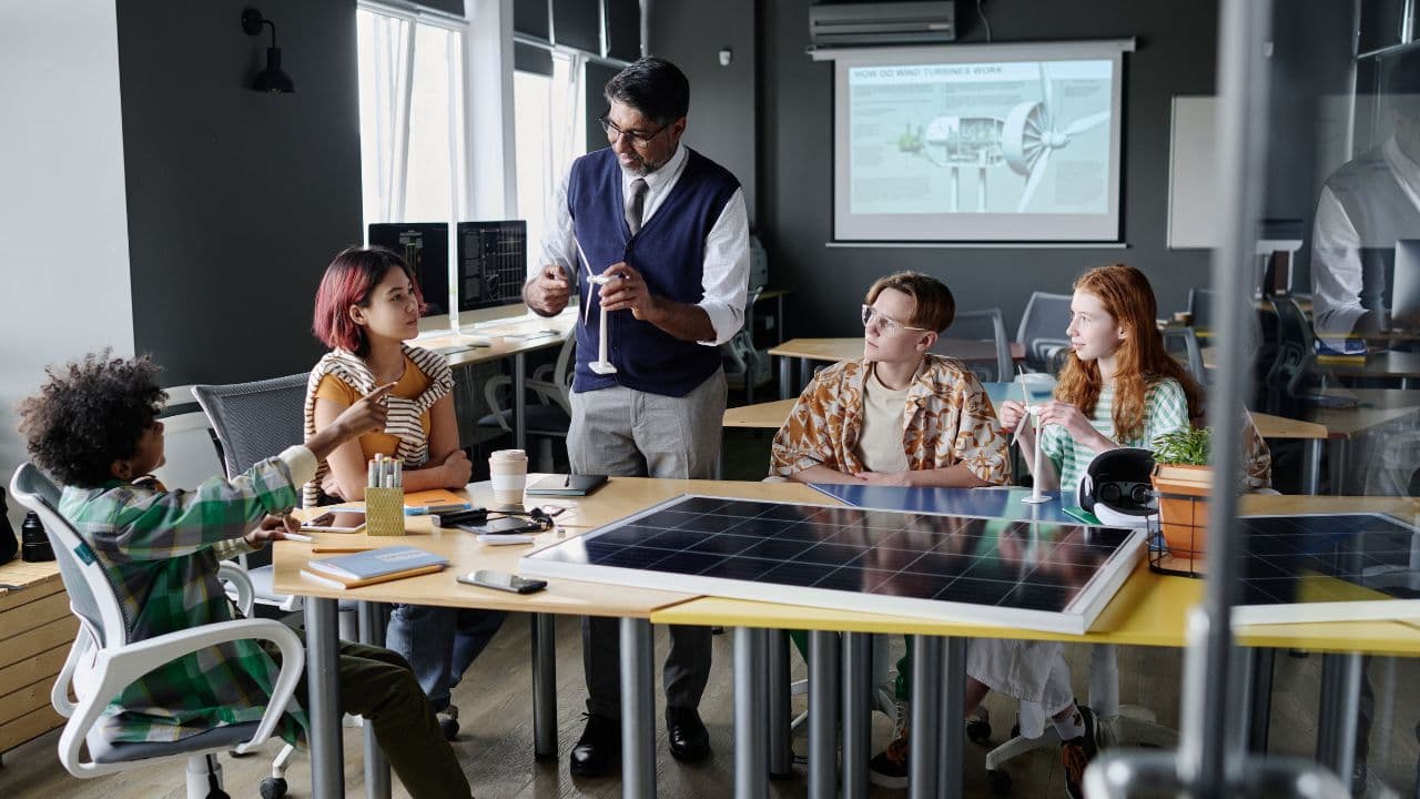 imagem sobre Linguagem Técnica: importância, aplicações e precisão profissional