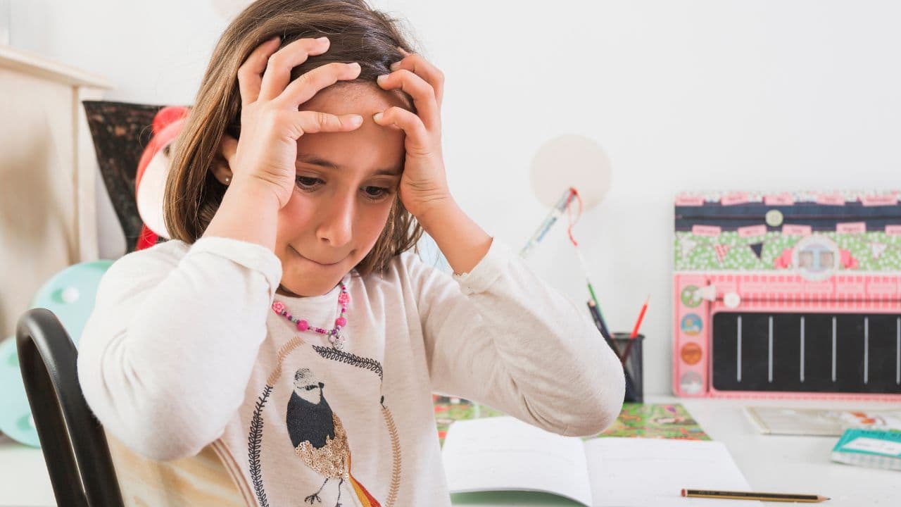 imagem sobre Discalculia sintomas: quais são os sinais mais comuns em crianças, adolescentes e adultos