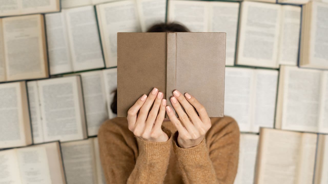 imagem sobre Literatura comparada: o que é, como funciona e por que essa área é tão importante