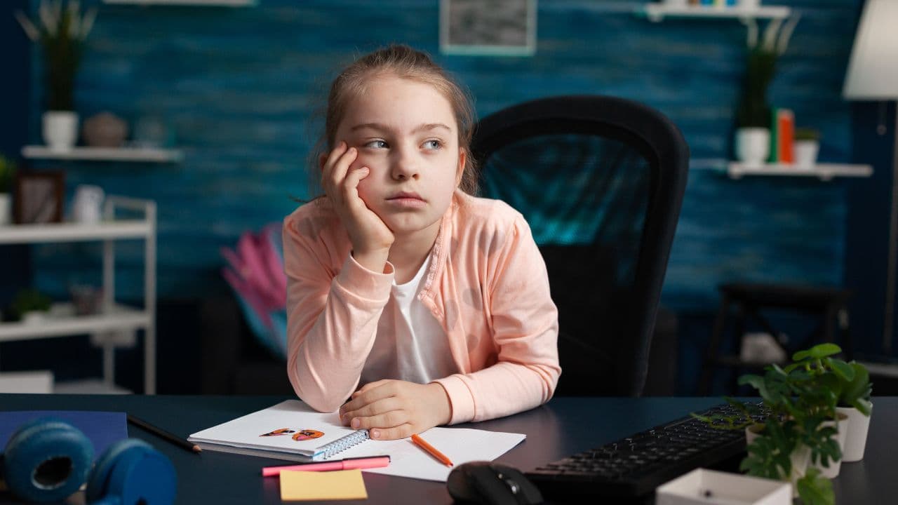 imagem sobre TDAH o que é: quais são os sintomas e como esse transtorno afeta crianças e adultos