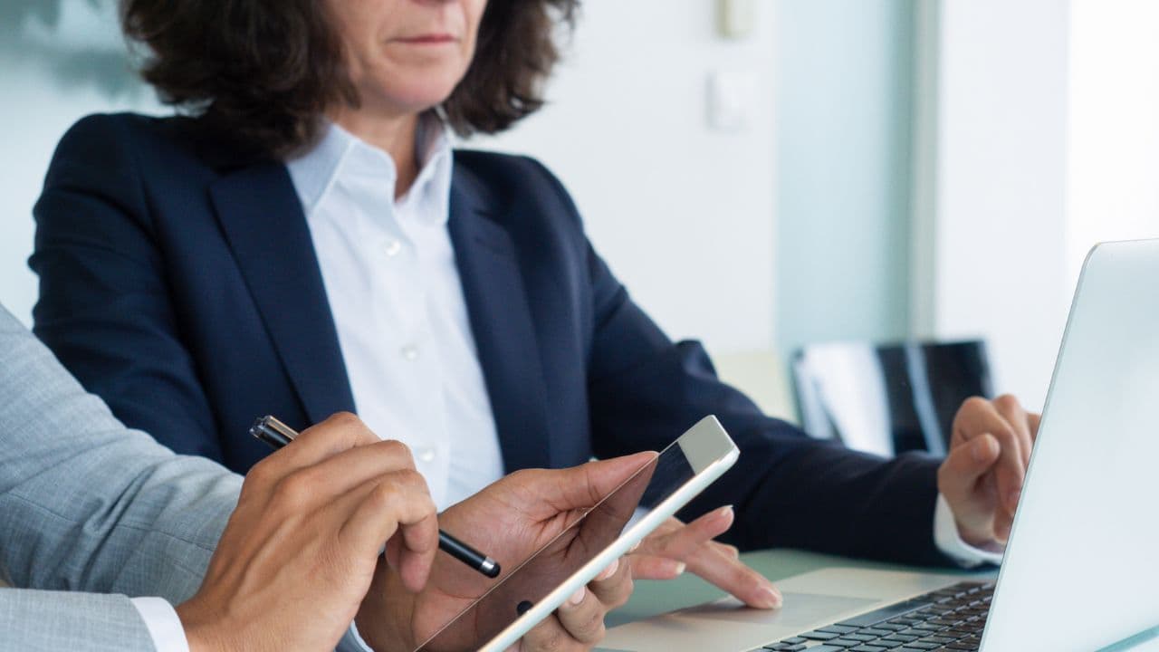 imagem sobre Direito Digital: legislação, proteção de dados, cibercrimes e desafios da tecnologia