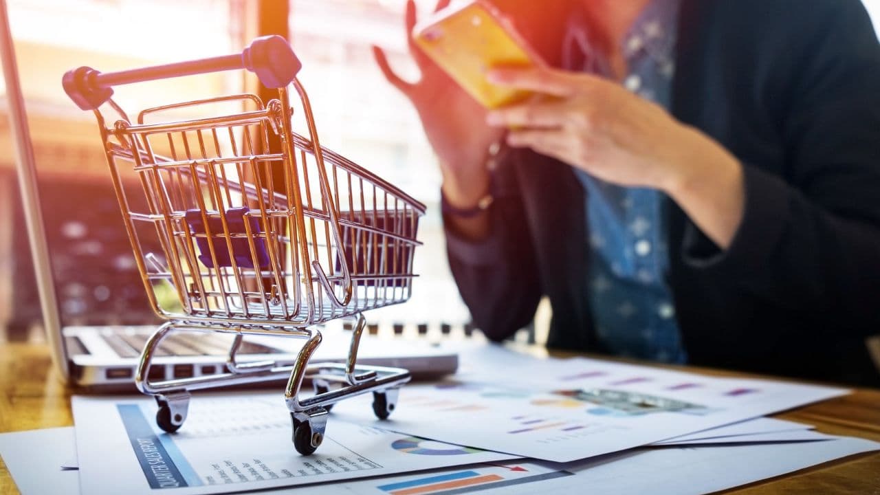 imagem sobre Direito do Consumidor: contratos, garantias, e-commerce e proteção de dados